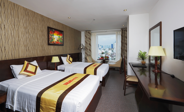 Sunland Hotel