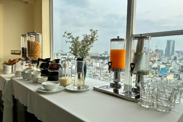Sunland Hotel