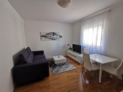Apartment Sara