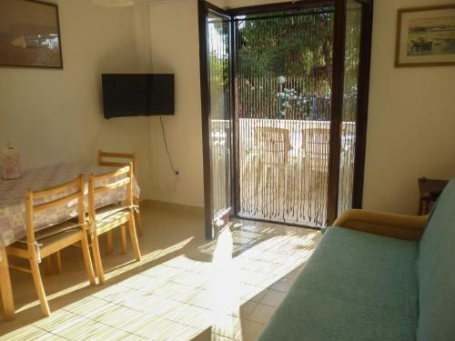 Apartman U ?ardinu
