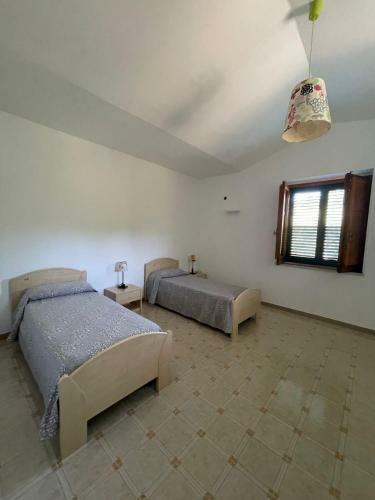 Villa Indipendente Con Giardino