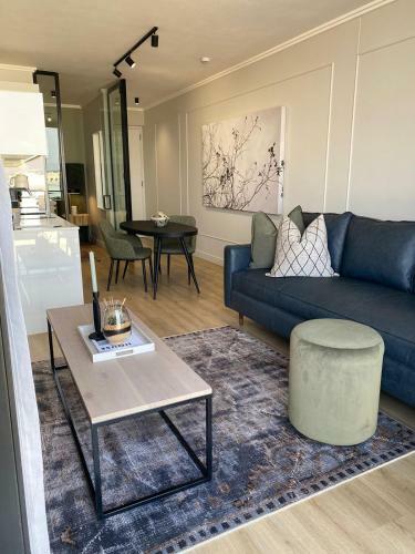 Ellipse Executive Apartment - Green