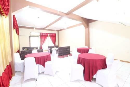 Hotel Oyo 91480 Putridapisa Syariah