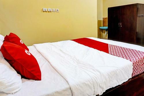 Hotel Oyo 91502 Kost Bu Lilies Syariah