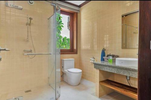 Large 5 Bedroom Seaview Pool Villa