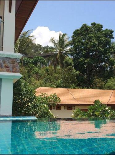 Large 5 Bedroom Seaview Pool Villa