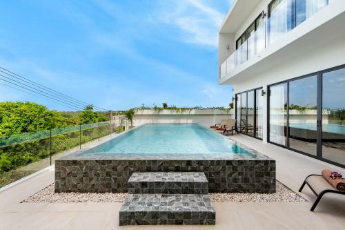 Areeya Villa Layan Phuket