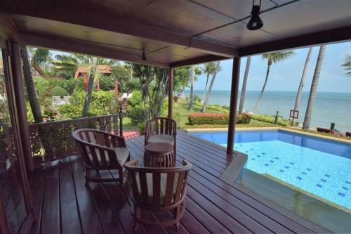 3 Bedroom Beach Front Villa 5 With 2 Pools (p3)