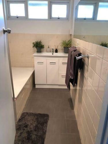 Escape@stanley 3 Bedroom House With Spacious Yard