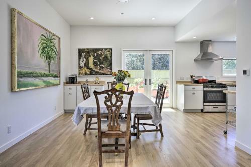 Contemporary Sonoma Abode With Private Hot Tub