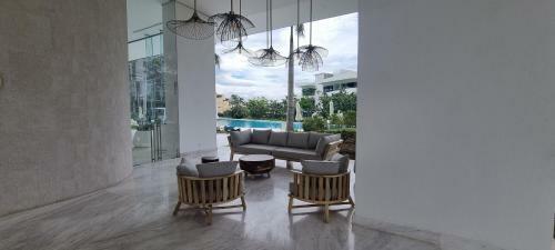 Apartamento Nuevo Y Hermoso Condo En Maritima Golf