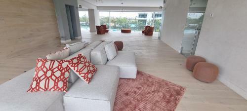 Apartamento Nuevo Y Hermoso Condo En Maritima Golf