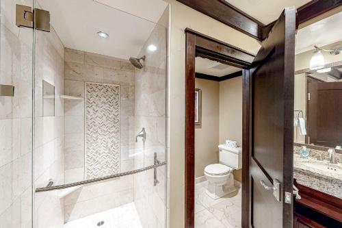 Hotel Constellation Residences #4203