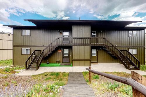 Hotel Grand Lake Vista