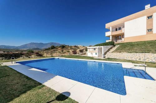 Golf And Mountain Peaceful Apartment