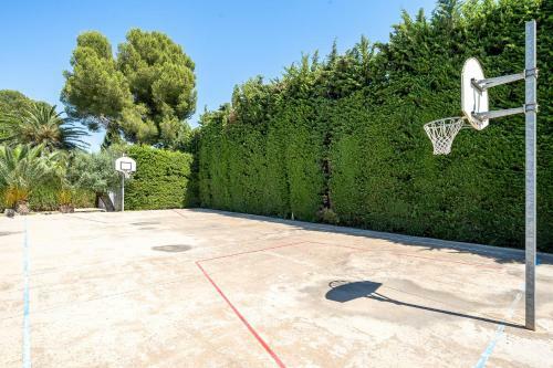 Colibri Resort In Cambrils