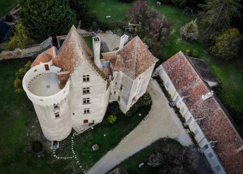 Grand G�te Au Ch�teau