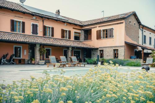 Bed & Breakfast Villa Rosmarino Langhe