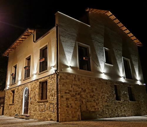 Hostal Destasu' Bed And Wellness