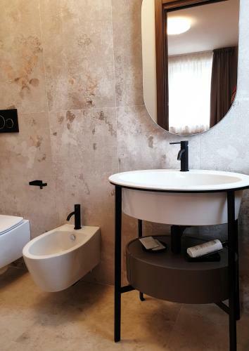 Hostal Destasu' Bed And Wellness