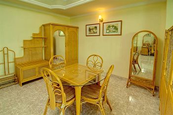Evergreen Hotel