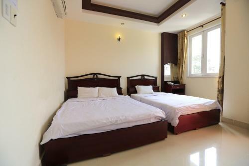 Tuan Viet Hotel