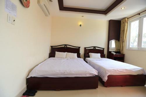 Tuan Viet Hotel