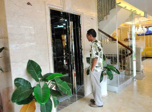 Bao Tran 2 Hotel