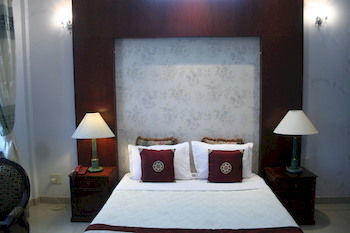 Aparthotel Hoa Phat Hotel & Apartment