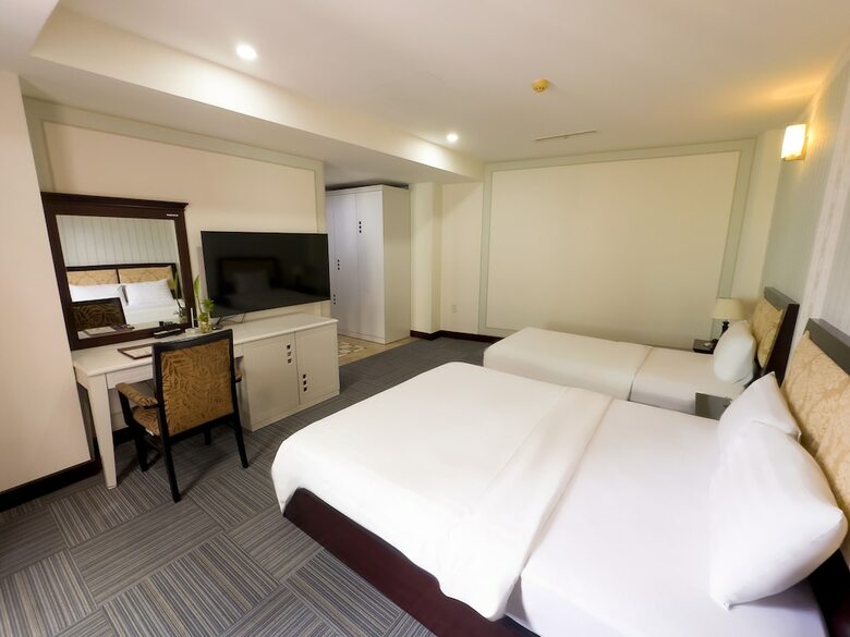 Dong Kinh A Hotel