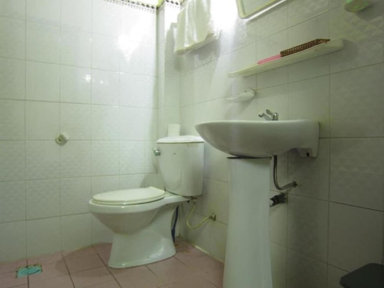 Hoa Thinh Hotel