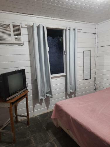 Casa De Madeira Em Condom�nio