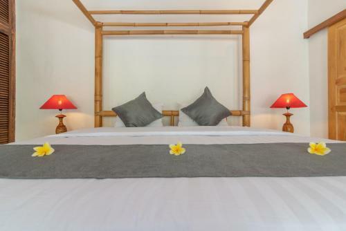 Villa Dinding Batu