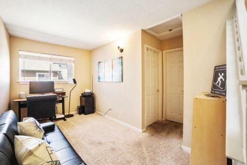2007 N Fork Dr
