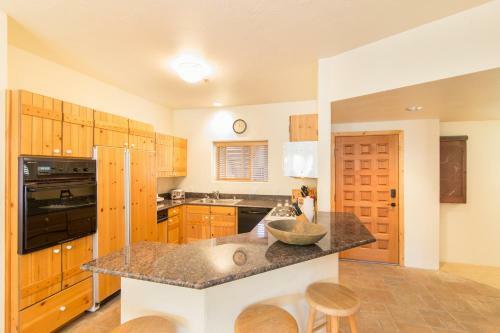 Westermere 311 - 2 By Avantstay Just Steps From Ski Area W Great Views