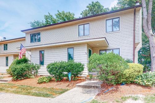 Hotel Bethany Pines --- 428 Bethany Pines