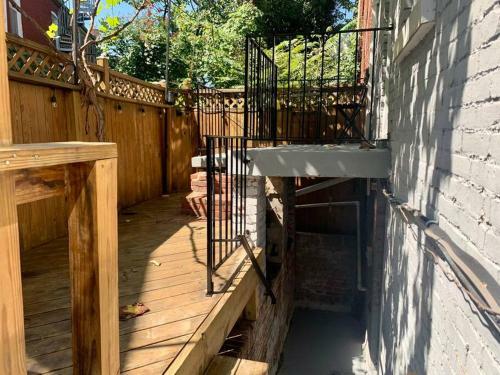 Classic Rowhouse In Hip, Vibrant Bloomingdale
