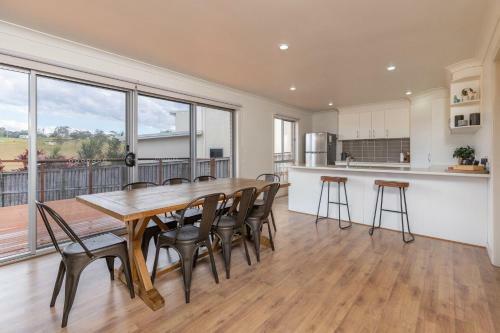 The Gem 39b Emerald Drive