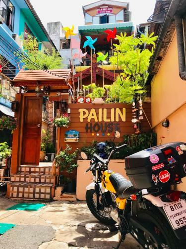 Hostal Pailin Guest House