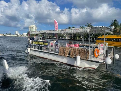 Captain Jack Boat Tours