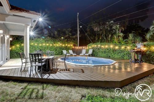 5 Br Newly Renovated With Heated Pool