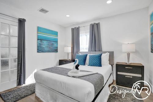 5 Br Newly Renovated With Heated Pool