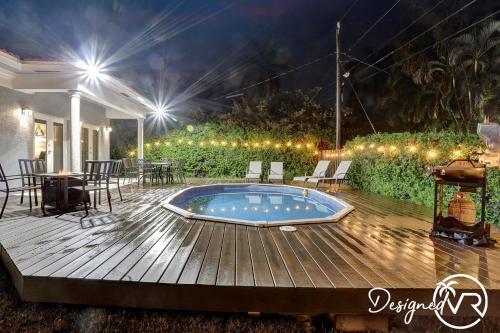 5 Br Newly Renovated With Heated Pool