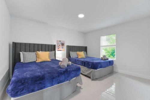 Amazing Duplex 3 Br/2 Bathrooms Close To Wynwood