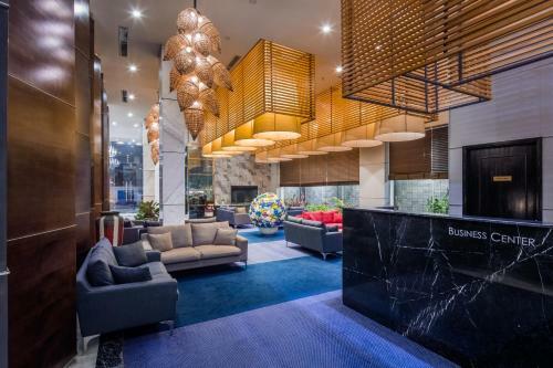 Charm Suite Saigon Hotel