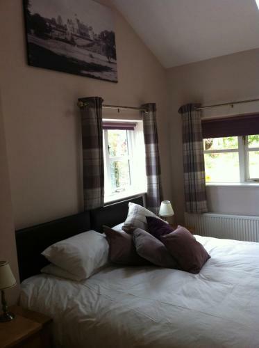 Bed & Breakfast The Cholmeley Arms