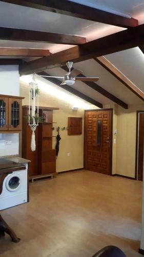 Apartamento Precioso �tico Con Gran Terraza. Ideal Para Parejas