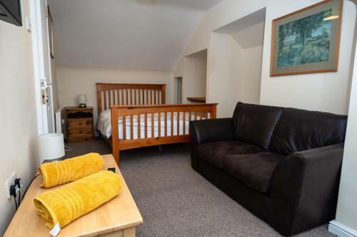 Hostal Clara Lodge Guesthouse