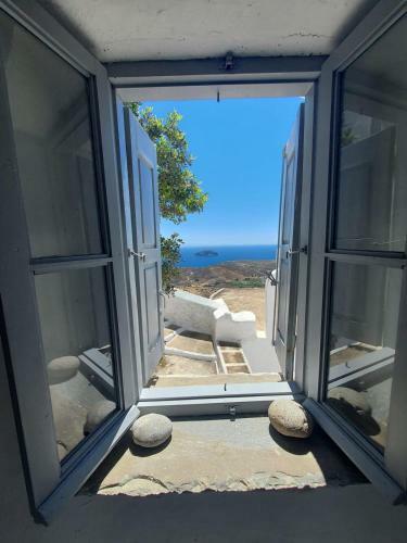 Windhouses Serifos
