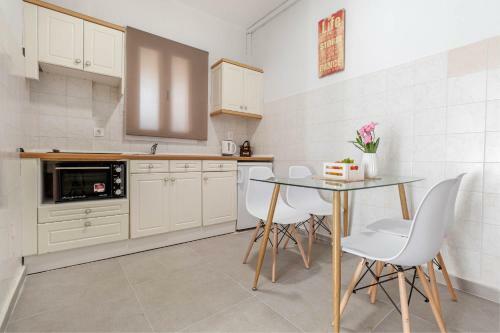 Old Well Apartment